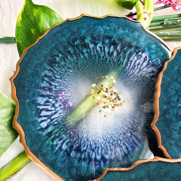 SOLD - Resin Geode Coaster Set, Home Decor - Picture 3 of 10